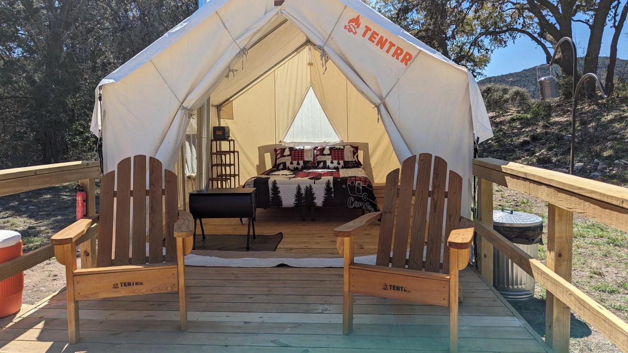 A Peace Of Heaven Cabins And Rv Vanderpool Екстер'єр фото