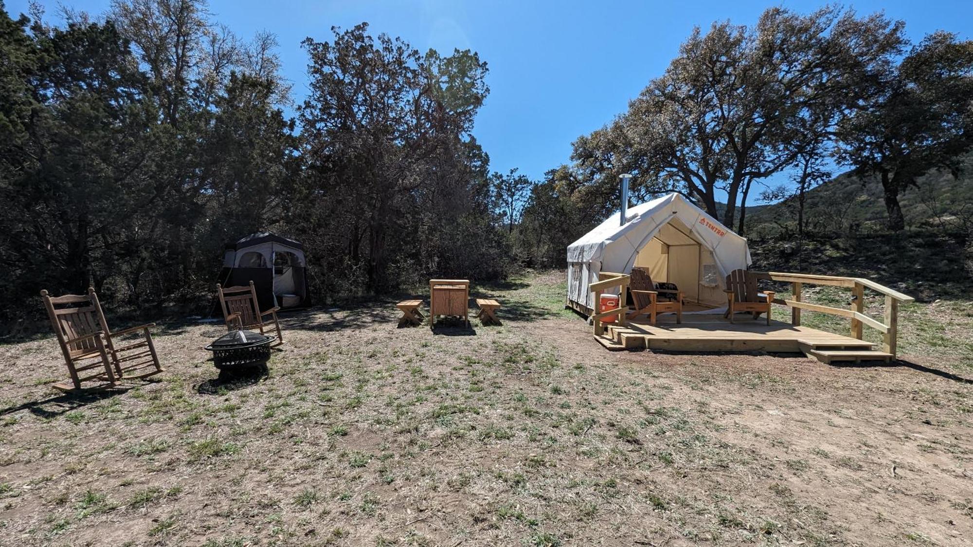 A Peace Of Heaven Cabins And Rv Vanderpool Екстер'єр фото
